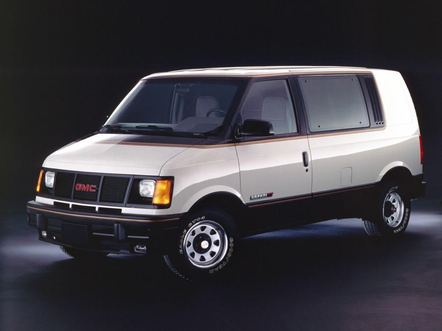  GMC Safari GT 1990 года  (фото 1 из 1)